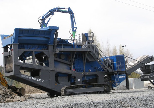 Jaw Mobile Stone Crusher MOBICAT MC 140 Z